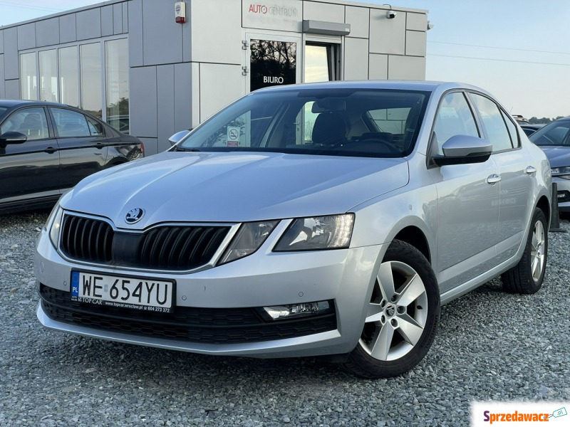 Skoda Octavia  Hatchback 2019,  1.6 diesel - Na sprzedaż za 59 900 zł - Wojkowice