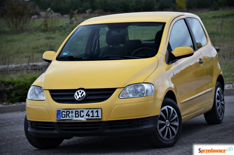 Volkswagen Fox  Hatchback 2009,  1.2 benzyna - Na sprzedaż za 8 900,00 zł - Ostrów Mazowiecka