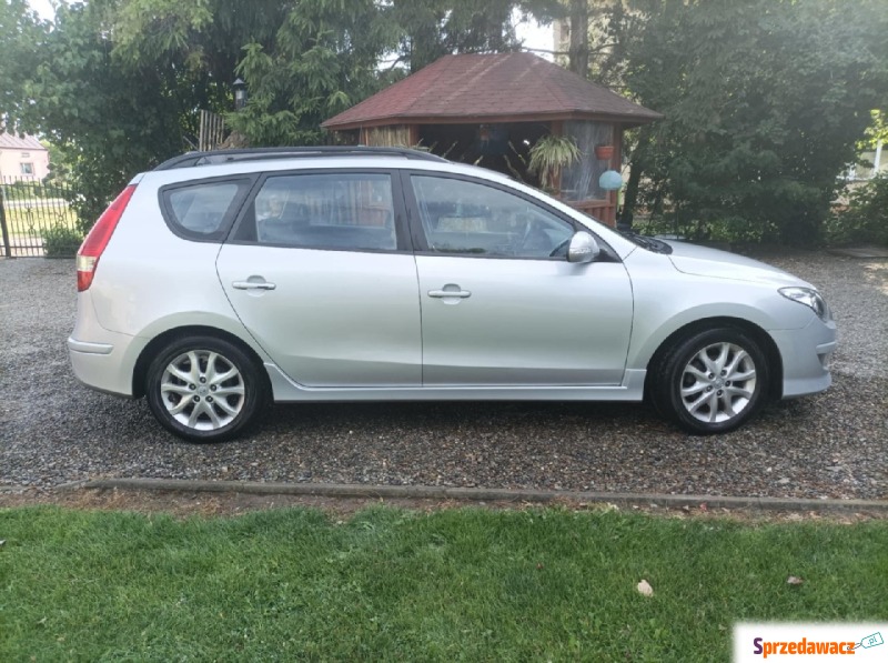 Hyundai i30  Kombi 2011 diesel - Na sprzedaż za 22 500 zł - Stubienko