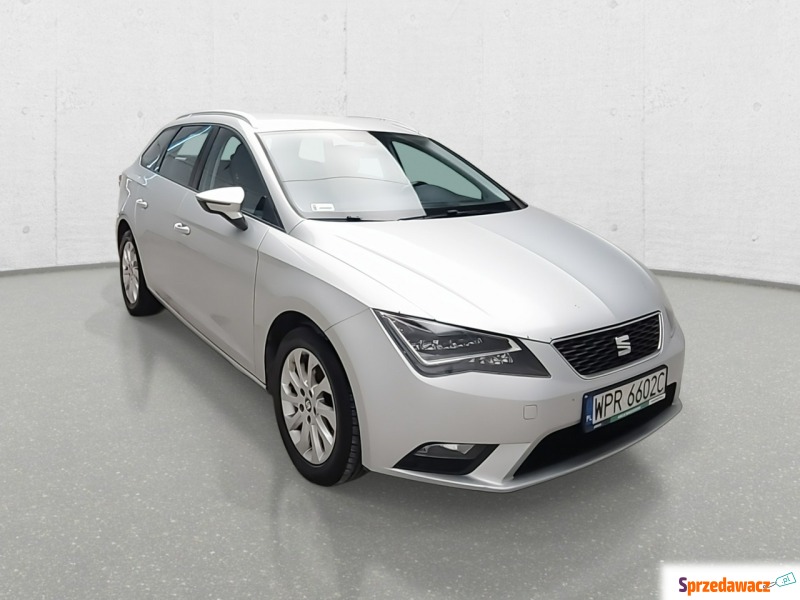 Seat Leon 2016,  1.6 diesel - Na sprzedaż za 20 295 zł - Komorniki