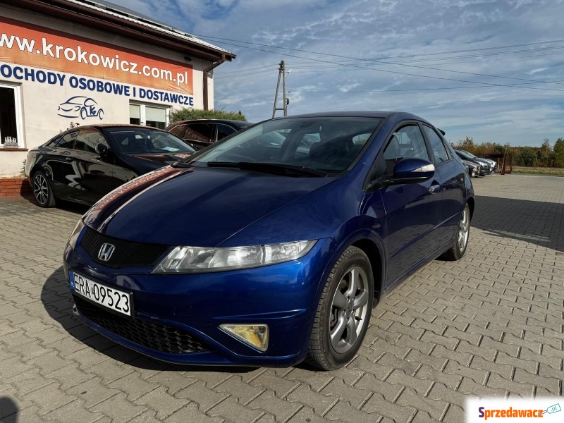 Honda Civic  Hatchback 2010,  1.4 - Na sprzedaż za 18 900 zł - Malutkie