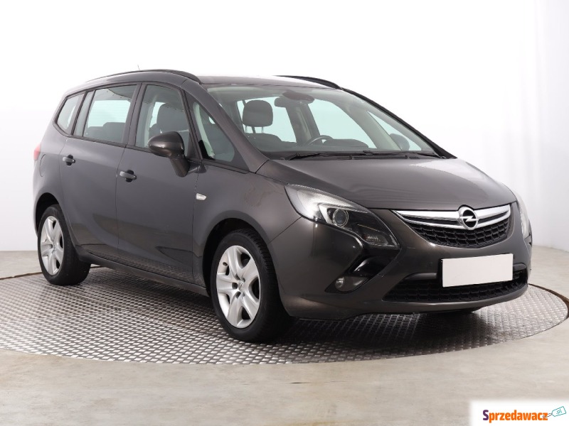 Opel Zafira  SUV 2016,  1.4 benzyna+LPG - Na sprzedaż za 43 999 zł - Katowice