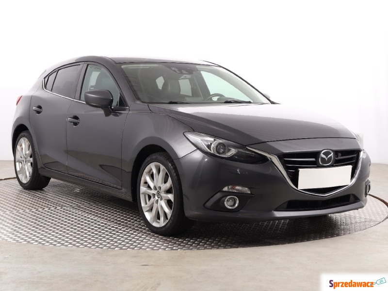 Mazda 3  Hatchback 2015,  2.0 benzyna - Na sprzedaż za 51 999 zł - Katowice