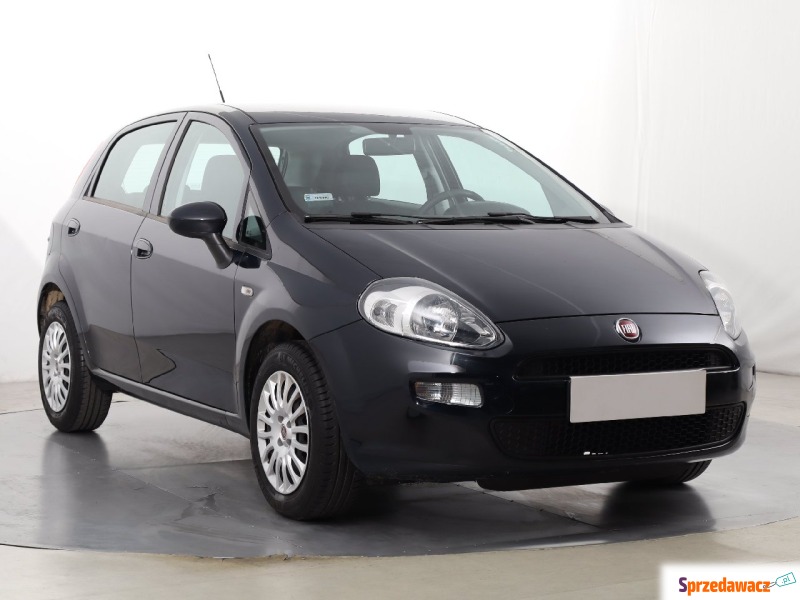 Fiat Punto  Hatchback 2016,  1.4 benzyna - Na sprzedaż za 26 999 zł - Katowice