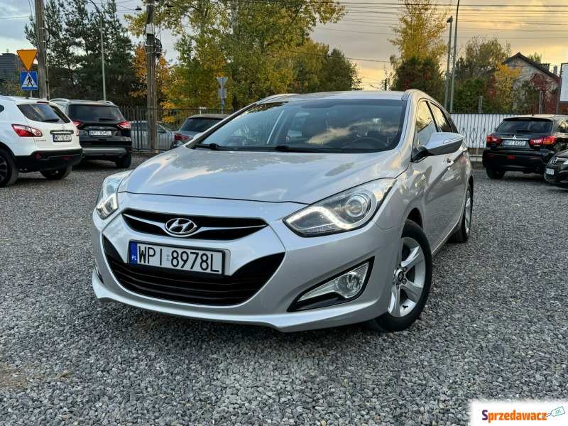 Hyundai i40 2013,  2.0 benzyna - Na sprzedaż za 43 500 zł - Gołków