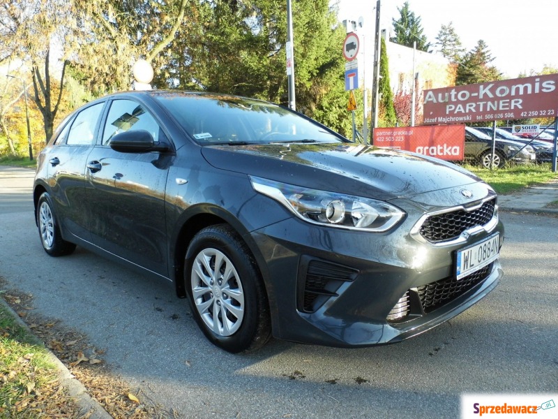 Kia Ceed  Hatchback 2019,  1.4 benzyna - Na sprzedaż za 50 900 zł - Łódź