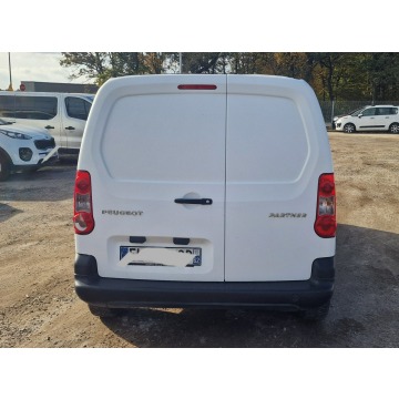 Peugeot Partner 2017,  1.6 diesel - Na sprzedaż za 13 999 zł - Pleszew - zdjęcie 10