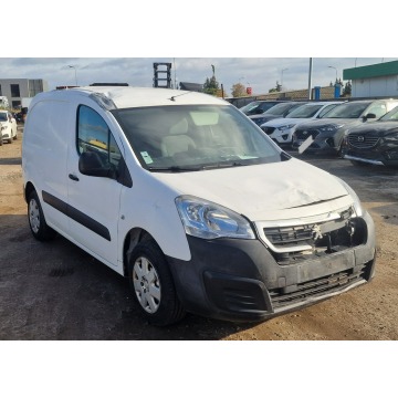 Peugeot Partner 2017,  1.6 diesel - Na sprzedaż za 13 999 zł - Pleszew - zdjęcie 12