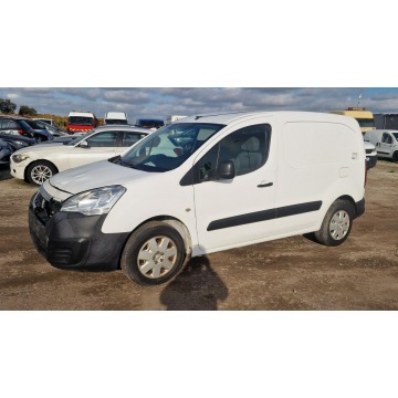 Peugeot Partner 2017,  1.6 diesel - Na sprzedaż za 13 999 zł - Pleszew - zdjęcie 6