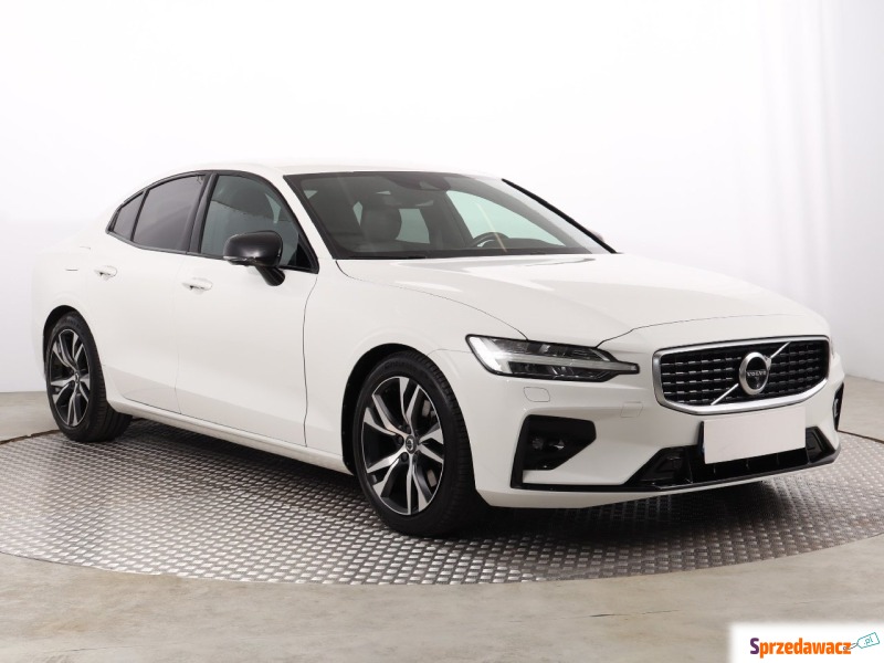 Volvo S60  Liftback 2019,  2.0 benzyna - Na sprzedaż za 129 999 zł - Katowice