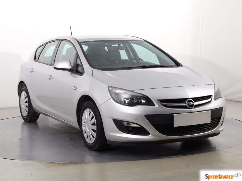 Opel Astra  Hatchback 2015,  1.4 benzyna+LPG - Na sprzedaż za 31 999 zł - Katowice