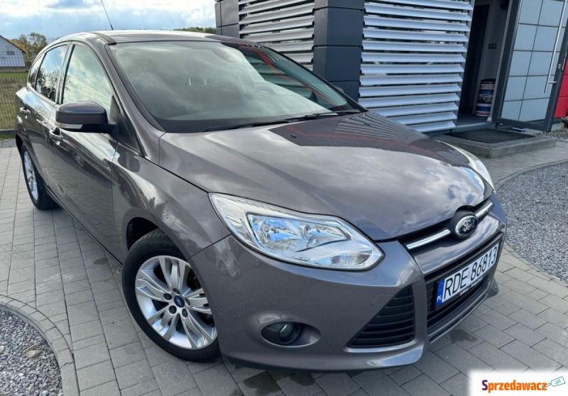 Ford Focus 2012,  1.0 benzyna - Na sprzedaż za 24 999 zł - Strzegocice