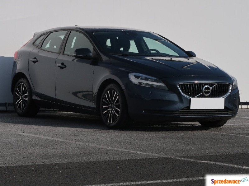 Volvo V40  Hatchback 2016,  2.0 diesel - Na sprzedaż za 51 999 zł - Lublin