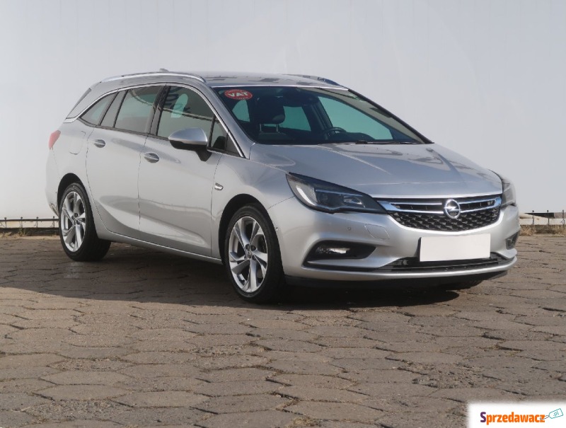 Opel Astra  Kombi 2018,  1.6 diesel - Na sprzedaż za 39 999 zł - Łódź