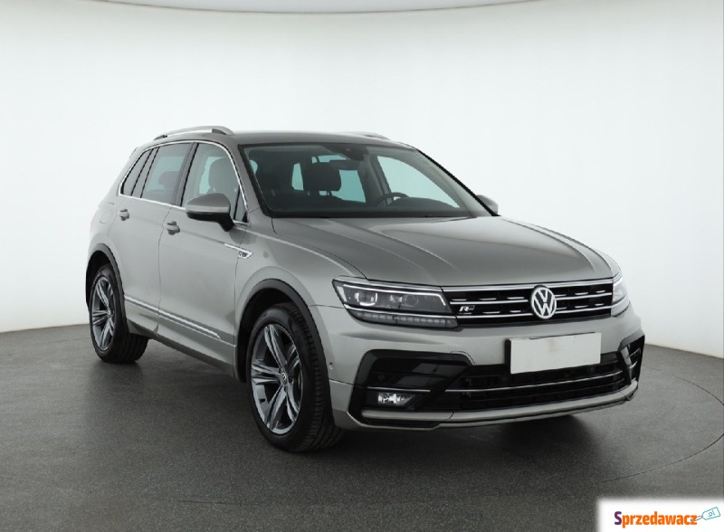 Volkswagen Tiguan  SUV 2020,  2.0 benzyna - Na sprzedaż za 125 999 zł - Piaseczno