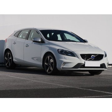 Volvo V40 1.5 T3 (152KM), 2015