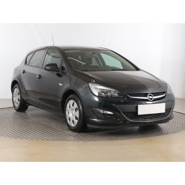 Opel Astra 1.6 16V (116KM), 2015