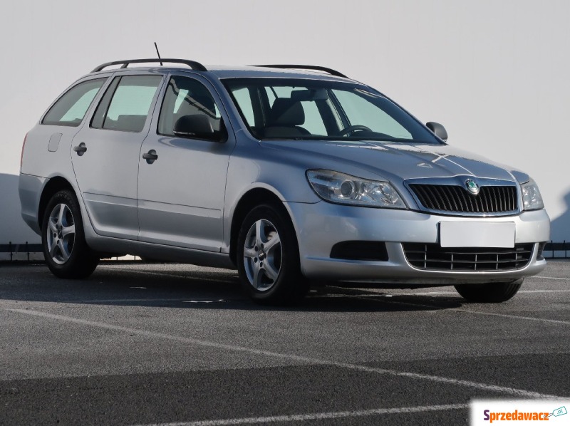 Skoda Octavia  Kombi 2011,  1.6 diesel - Na sprzedaż za 17 999 zł - Lublin