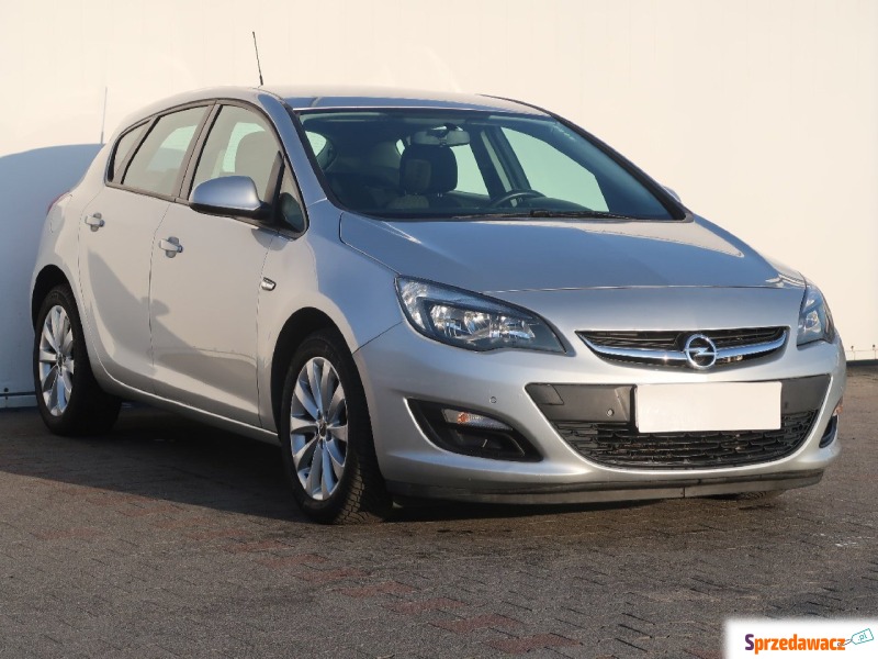 Opel Astra  Hatchback 2013,  1.4 benzyna - Na sprzedaż za 25 999 zł - Bielany Wrocławskie