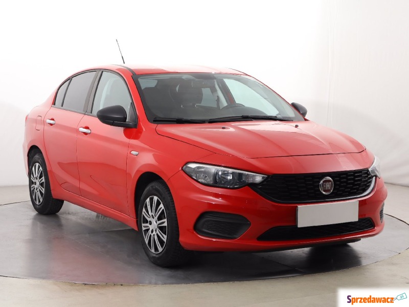 Fiat Tipo  Liftback 2018,  1.4 benzyna+LPG - Na sprzedaż za 37 999 zł - Katowice