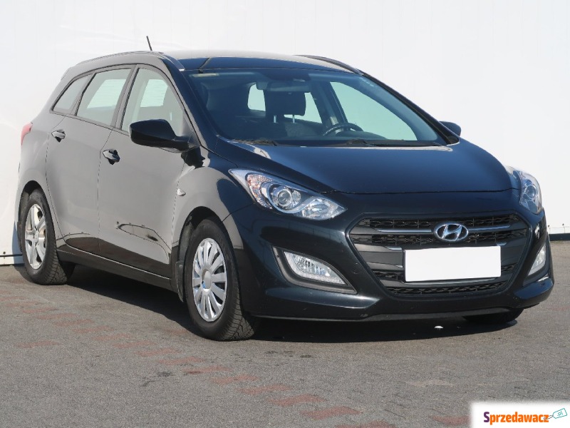 Hyundai i30  Kombi 2013,  1.6 benzyna - Na sprzedaż za 27 999 zł - Bielany Wrocławskie