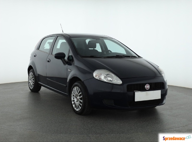 Fiat Grande Punto  Hatchback 2010,  1.4 benzyna - Na sprzedaż za 12 999 zł - Piaseczno