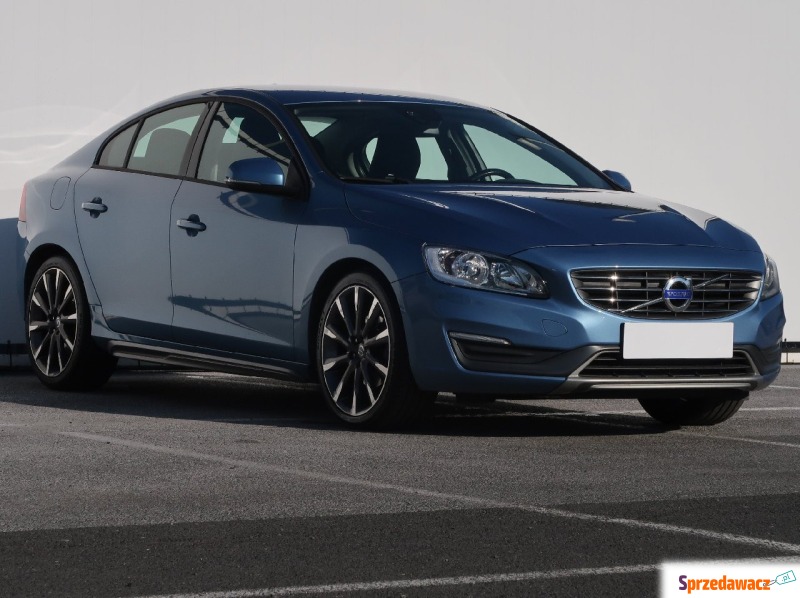 Volvo S60  Liftback 2013,  1.6 diesel - Na sprzedaż za 43 999 zł - Lublin