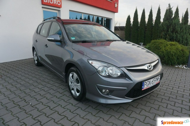 Hyundai i30 2011,  1.4 benzyna - Na sprzedaż za 18 900 zł - Gniezno