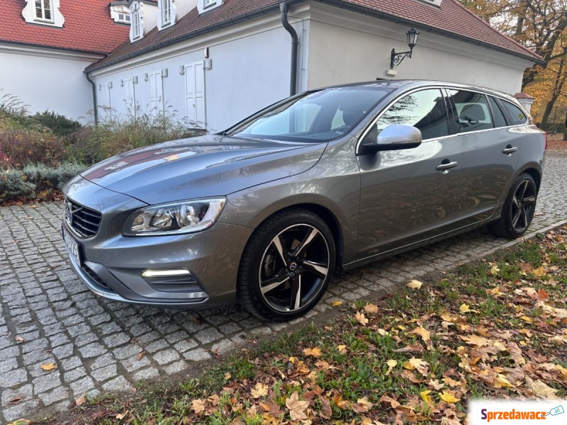 Volvo V60  Kombi 2015,  2.0 diesel - Na sprzedaż za 42 900 zł - Kutno