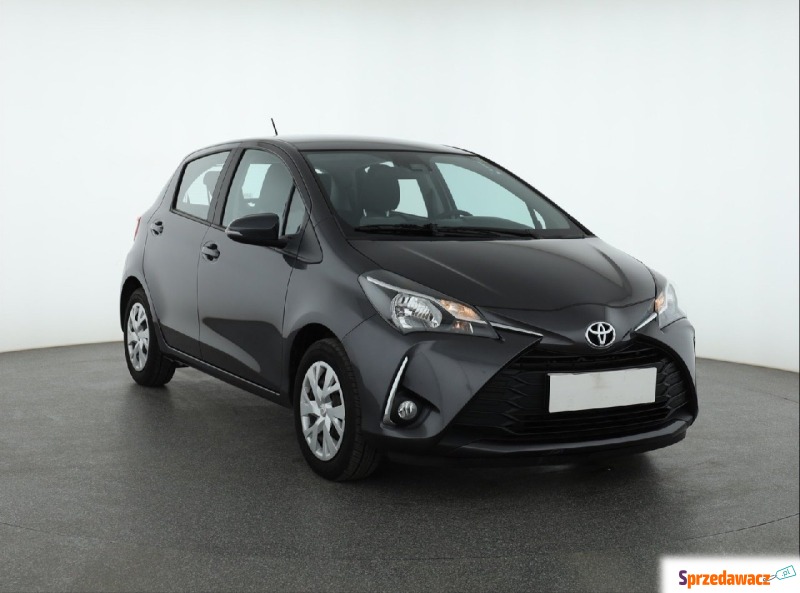 Toyota Yaris  Hatchback 2019,  1.5 benzyna - Na sprzedaż za 49 999 zł - Piaseczno