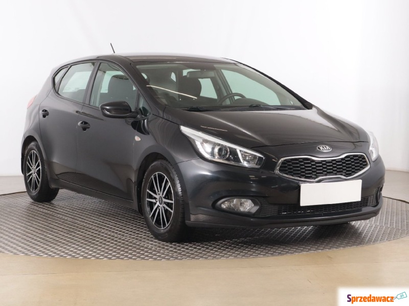 Kia Ceed  Hatchback 2012,  1.4 benzyna - Na sprzedaż za 31 999 zł - Zabrze