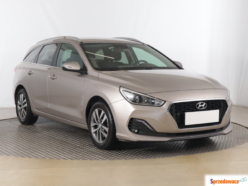 Hyundai i30  Kombi 2020,  1.4 benzyna - Na sprzedaż za 54 999 zł - Zabrze