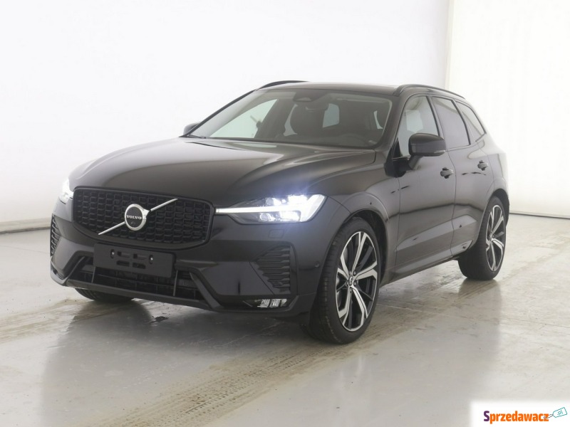 Volvo   SUV 2023,  2.0 diesel - Na sprzedaż za 259 500 zł - Tychy