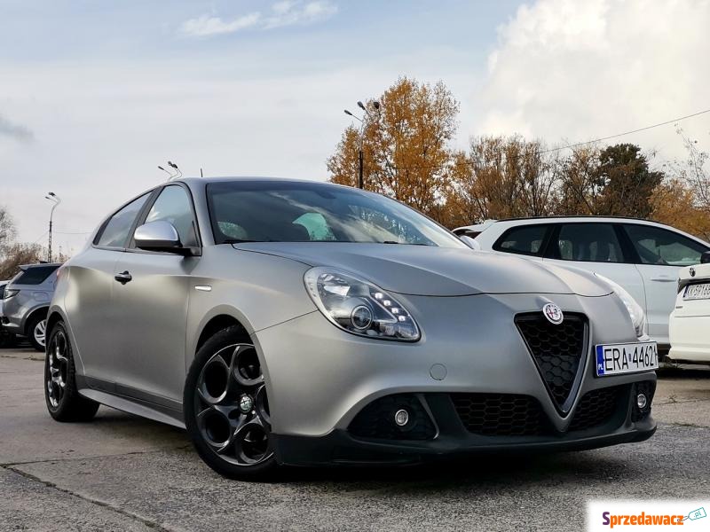 Alfa Romeo Giulietta  Hatchback 2015,  1.4 benzyna - Na sprzedaż za 45 900 zł - Warszawa