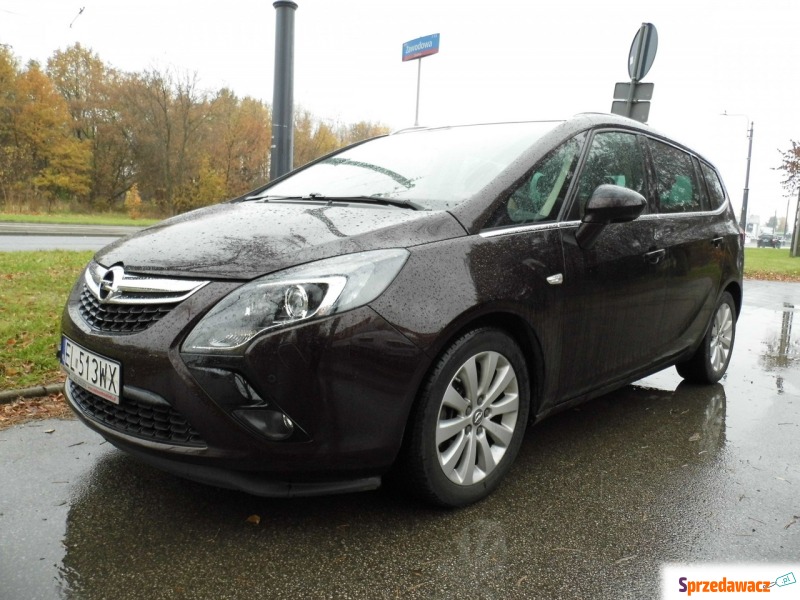 Opel Zafira 2016,  2.0 diesel - Na sprzedaż za 48 900 zł - Łódź