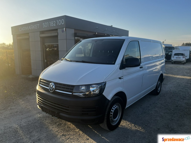 Volkswagen Transporter 2017,  2.0 diesel - Na sprzedaż za 61 377 zł - Dębica