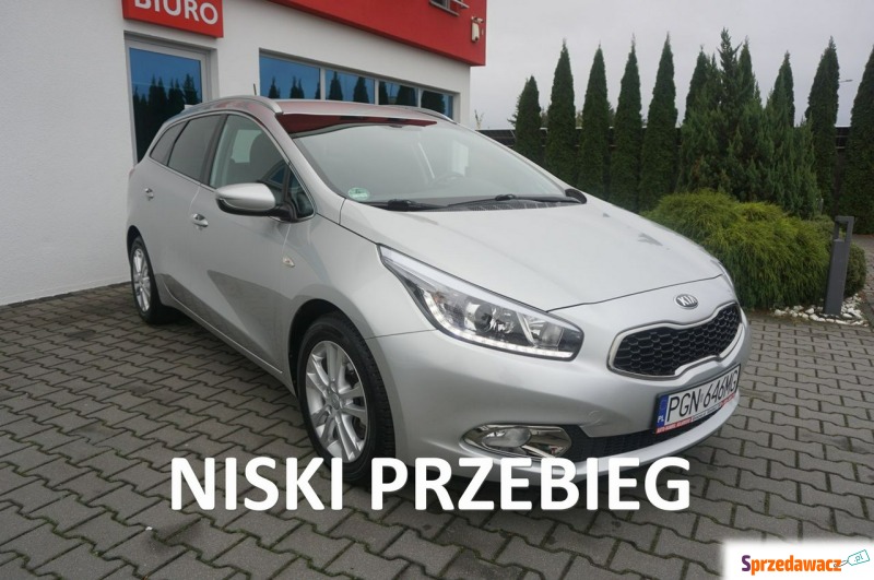 Kia Ceed 2014,  1.6 benzyna - Na sprzedaż za 41 900 zł - Gniezno