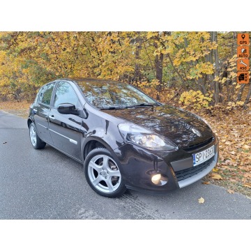 Renault Clio - Dynamique-Black&White