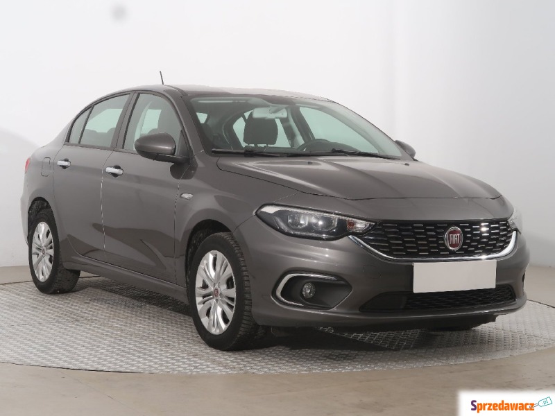 Fiat Tipo  Liftback 2020,  1.4 benzyna - Na sprzedaż za 49 999 zł - Lublin