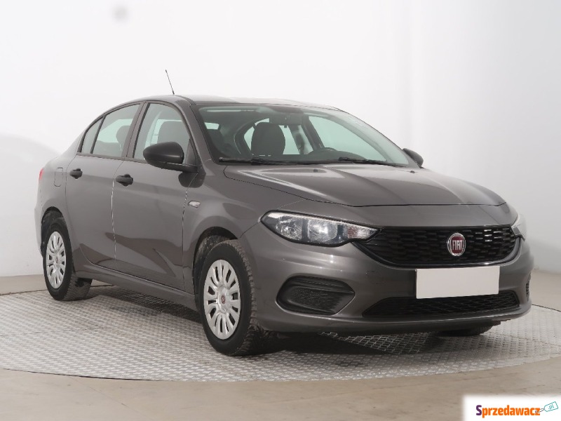 Fiat Tipo  Liftback 2020,  1.4 benzyna - Na sprzedaż za 42 999 zł - Bydgoszcz