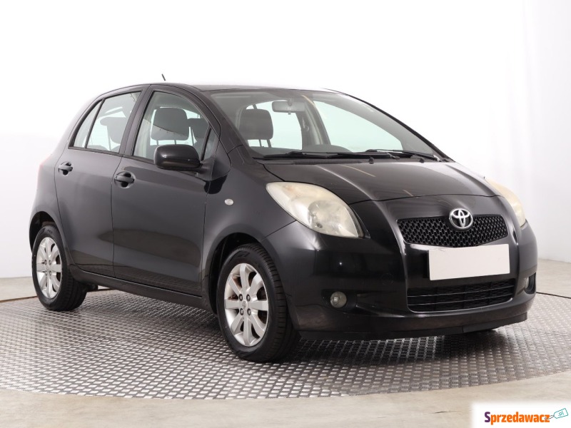 Toyota Yaris  Hatchback 2008,  1.3 benzyna - Na sprzedaż za 12 999 zł - Katowice