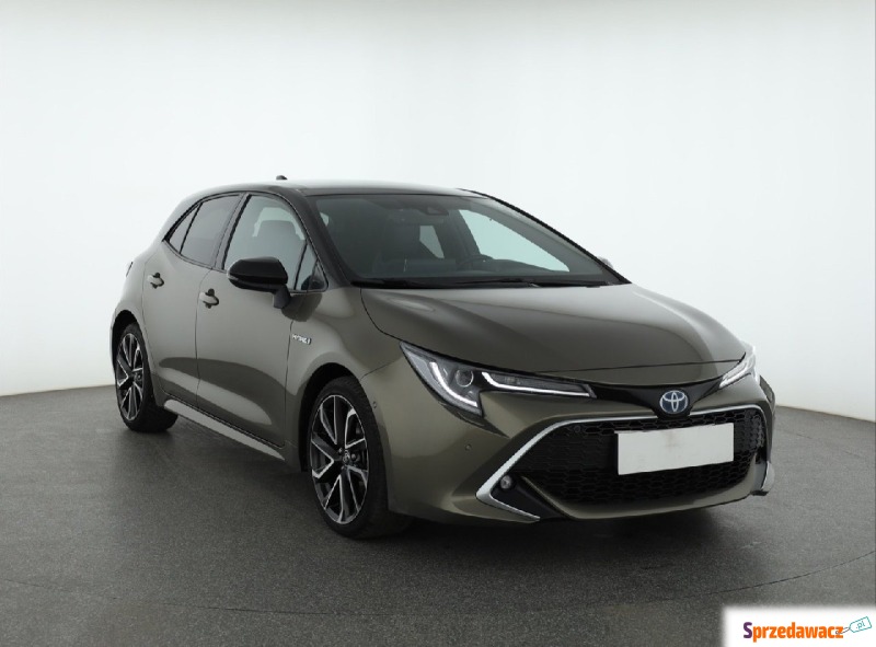 Toyota Corolla  Hatchback 2019,  1.8 benzyna - Na sprzedaż za 77 999 zł - Piaseczno