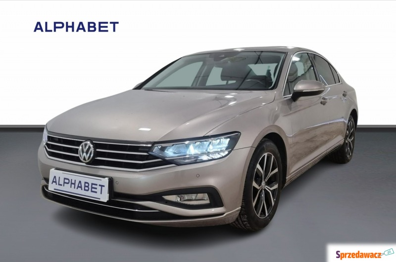 Volkswagen Passat  Sedan/Limuzyna 2019,  2.0 diesel - Na sprzedaż za 79 900 zł - Warszawa