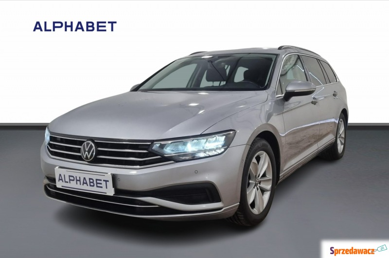 Volkswagen Passat 2020,  2.0 diesel - Na sprzedaż za 94 900 zł - Warszawa