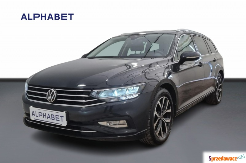 Volkswagen Passat 2020,  2.0 diesel - Na sprzedaż za 95 900 zł - Warszawa