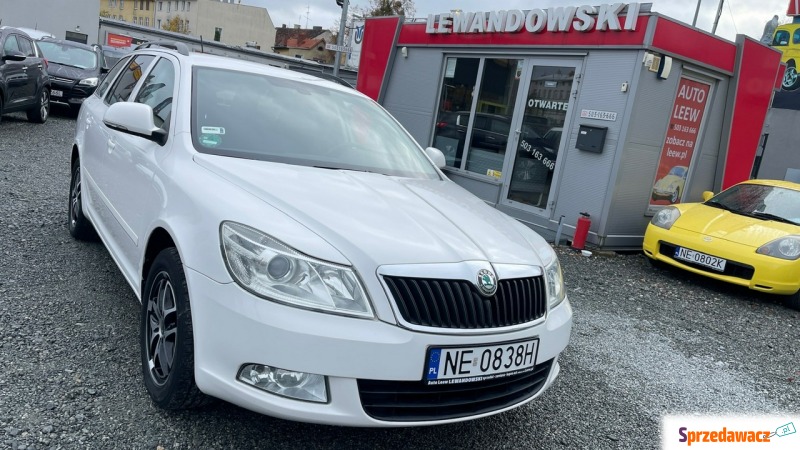 Skoda Octavia 2013,  1.6 diesel - Na sprzedaż za 23 900 zł - Elbląg