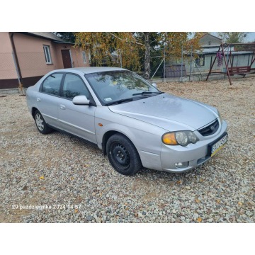 Kia Shuma - 2002