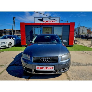 Audi A3  Hatchback 2004,  2.0 diesel, automat - Na sprzedaż za 10 900 zł - Kraków - zdjęcie 2