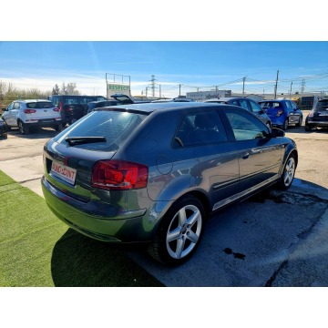 Audi A3  Hatchback 2004,  2.0 diesel, automat - Na sprzedaż za 10 900 zł - Kraków - zdjęcie 5