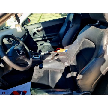 Audi A3  Hatchback 2004,  2.0 diesel, automat - Na sprzedaż za 10 900 zł - Kraków - zdjęcie 10